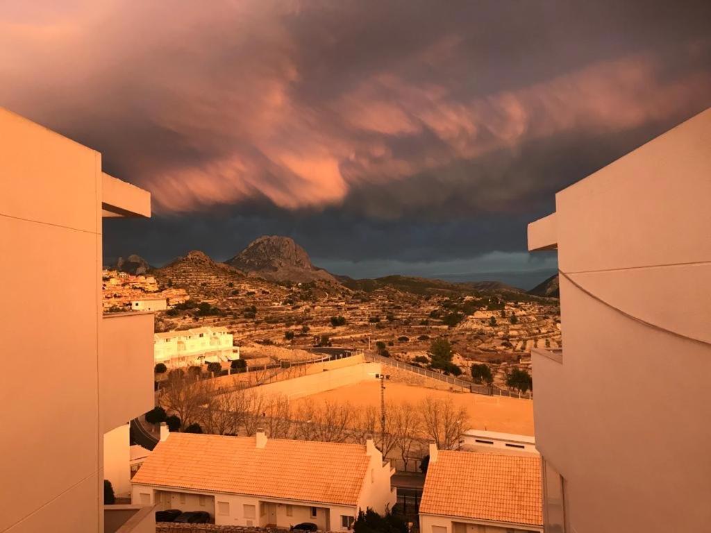 Dos Senoras Gordas Relleu Bagian luar foto
